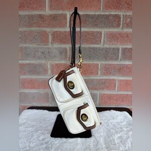 Coach Double Turnlock Wristlet Clutch Legacy